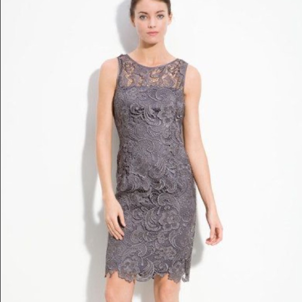 Elegant Lace Sleeveless Dress - Gray